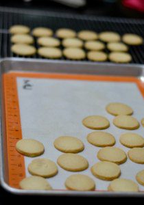 Transfer-to-wire-rack-to-cool |kannammacooks.com #bakery#cookies#teashop#biscuits#recipe