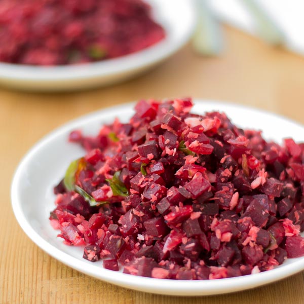 |kannammacooks.com #vegan #easy # healthy #beeBeetroot-poriyal-with-coconut-thoran-stir-fry-vegetable-vegan-south-indiant # poriyal #thoran #stir-fry