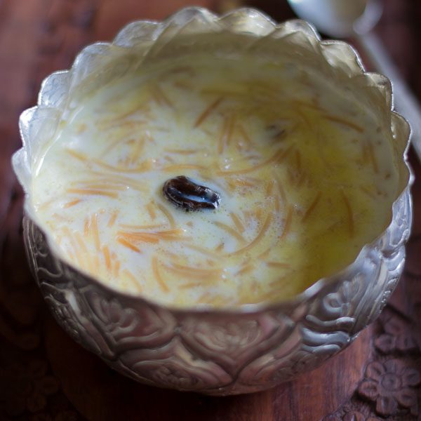 semiya-payasam-vermicelli-pudding-seviyan-kheer-tamil-new-year-onam-recipe |kannammacooks.com #pudding #payasam #festival #dessert #sweets #milk-pudding