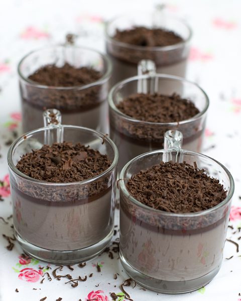 Eggless-Chocolate-mousse-pudding-with-china-grass-recipe-deco - 10