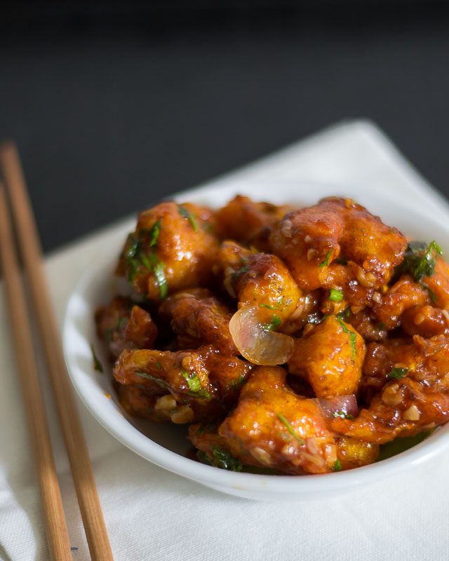 Vegan Gobi Manchurian - Deep fried Cauliflower sautéed in Chinese sauce. #chinese #indian #manchurian #restaurant #vegan