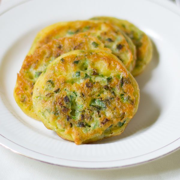 Mario-Batali-Italian-Springonion-frittelle - 17
