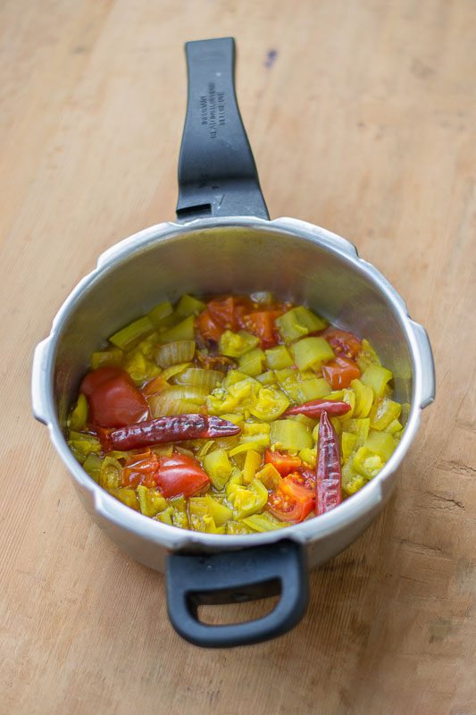 Peerkangai-Chutney-OPOS-Recipe-grind - 5