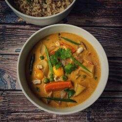Thai-massaman-curry-vegan-recipe-curry-paste-from-scratch-1