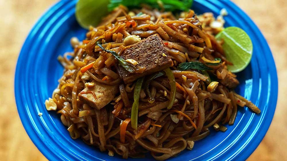 Veggie-Pad-Thai-Vegan-Glutenfree-Healthy-Thai-Recipe-4 - 25