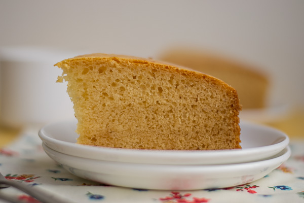 best-basic-eggless-vanilla-sponge-cake-moist-soft-and-fluffy-recipe