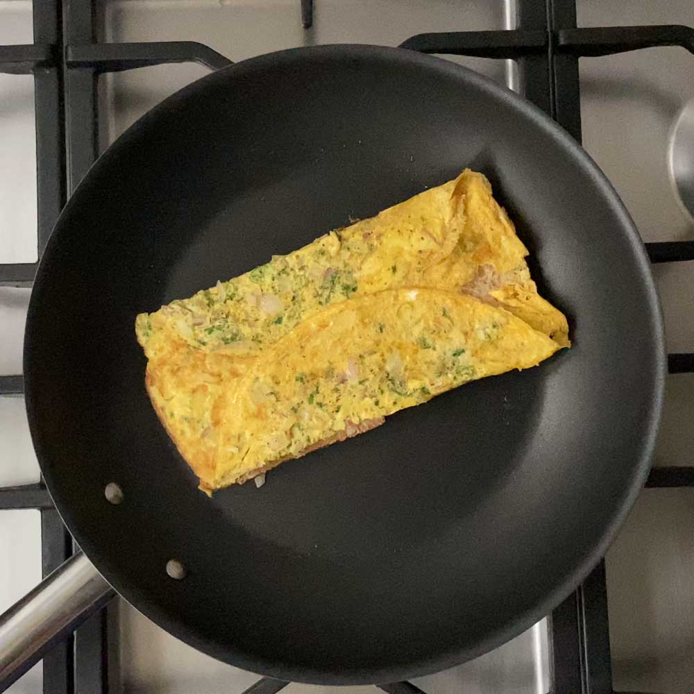 bread-omelette-toast-sandwich-video-recipe-step-by-step-10