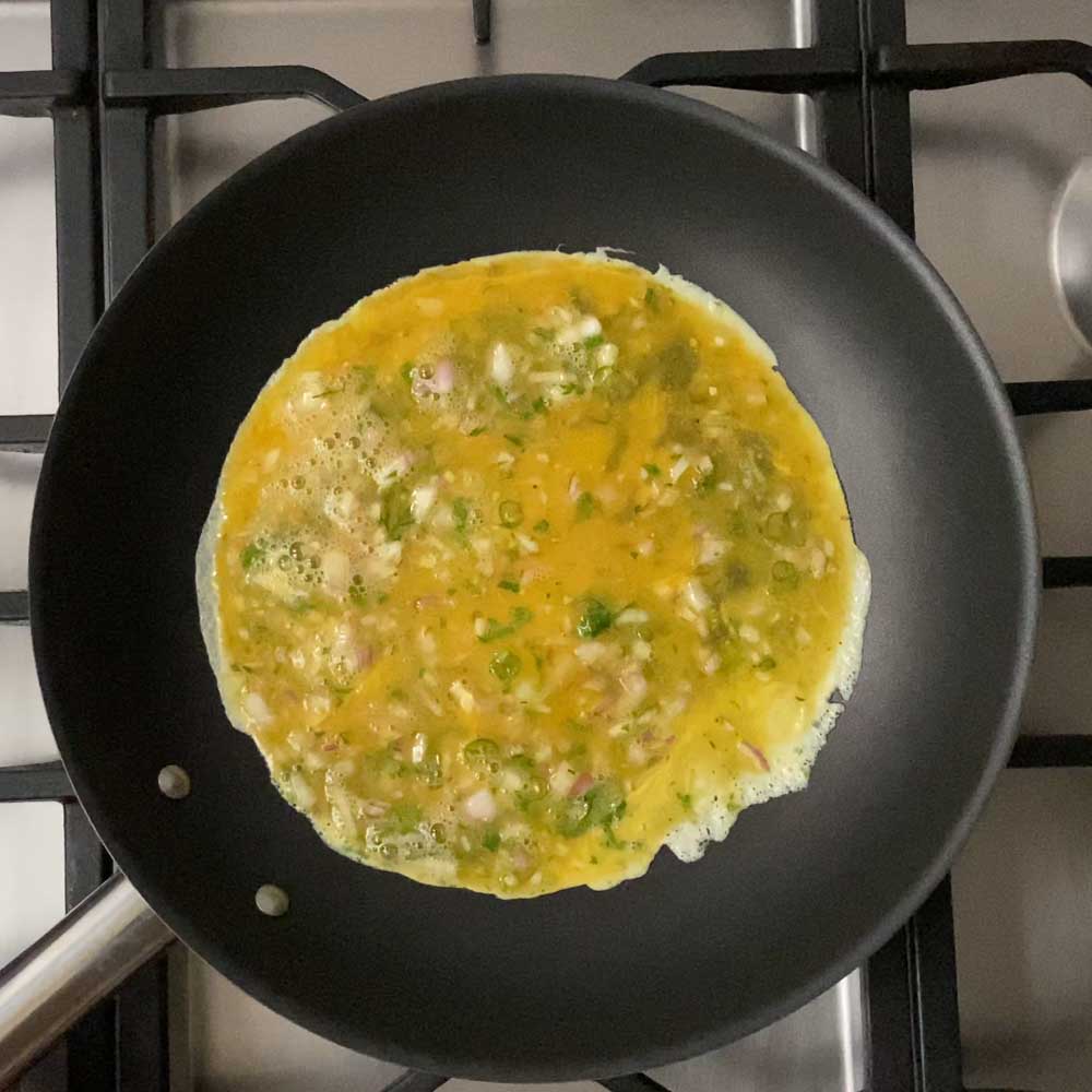 bread-omelette-toast-sandwich-video-recipe-step-by-step-4