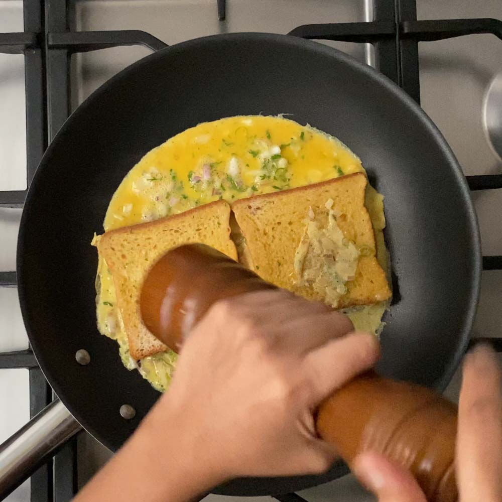 bread-omelette-toast-sandwich-video-recipe-step-by-step-7