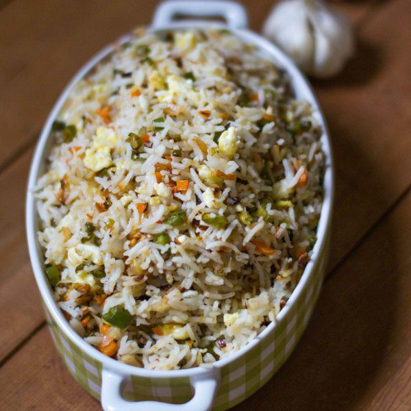 burnt-garlic-vegetable-fried-rice-indo-chinese