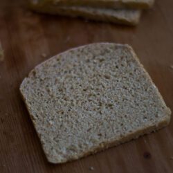 classic-100-percent-whole-wheat-atta-bread-recipe-slice