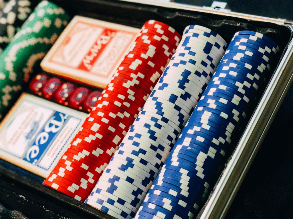 Mobile Casinos in Canada: What’s Fuelling Their Massive Growth - 1