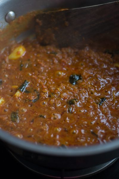 karamani-black-eyed-bean-puli-kuzhambu-curry - 19