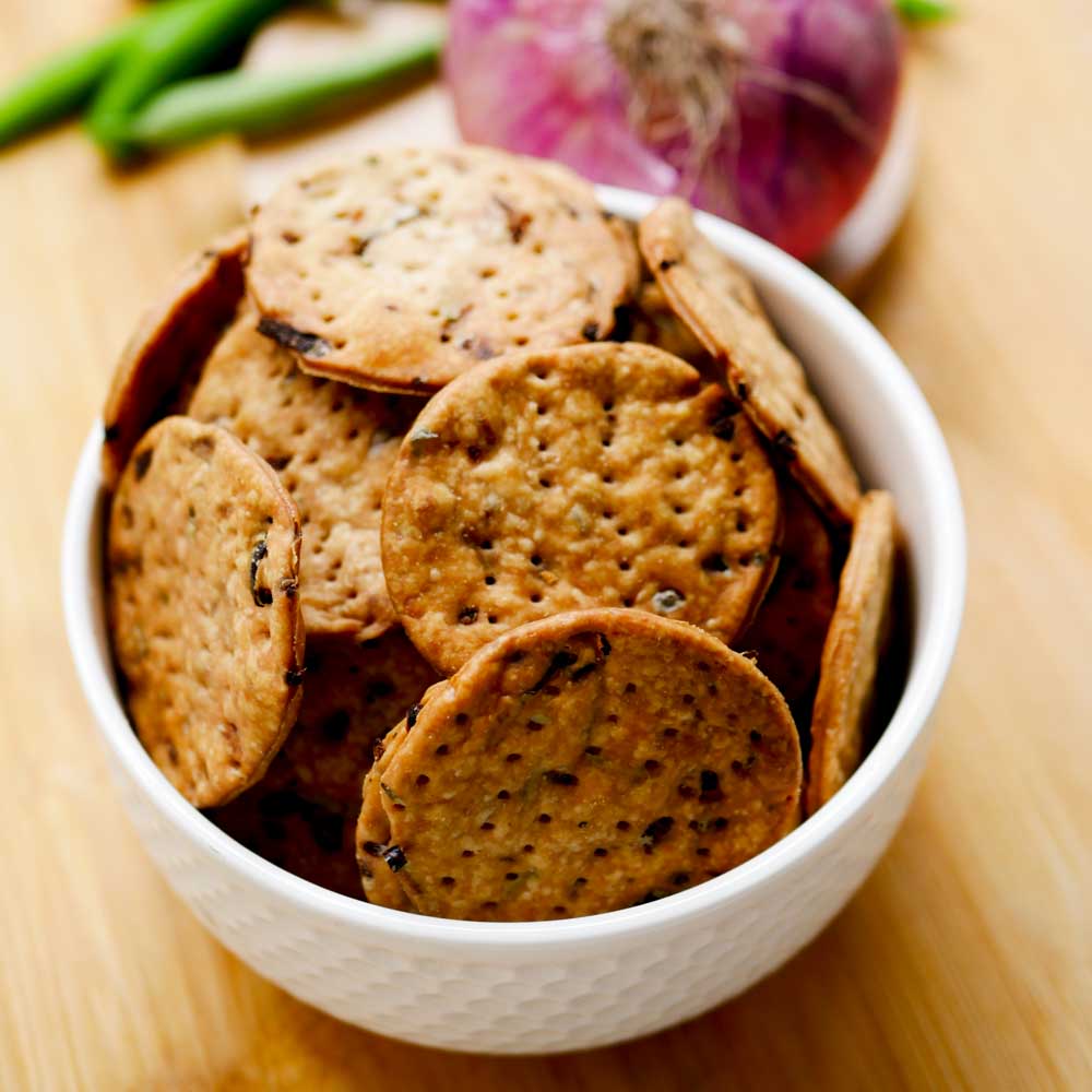 Chilli and Onion Crackers