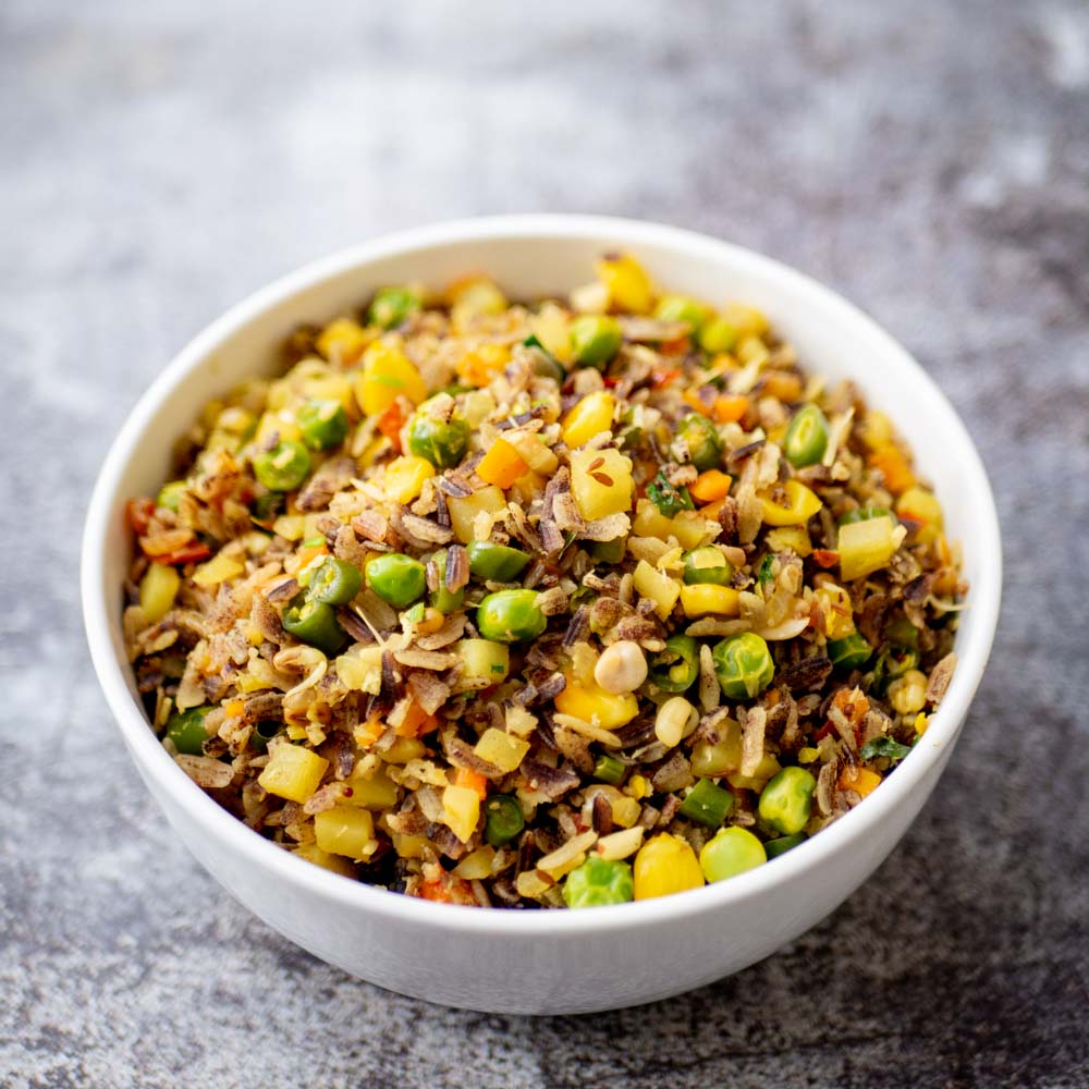 red-rice-vegetable-poha-1-3