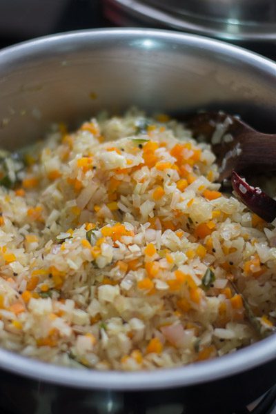 south-indian-tamilnadu-carrot-cabbage-poriyal-thoran-recipe-veggie