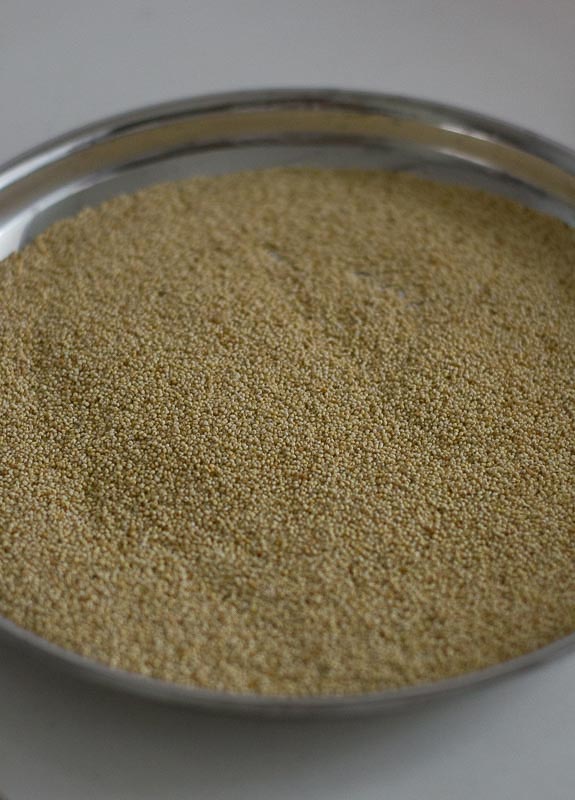 thinai-maavu-laddu-foxtail-millet-laddu-recipe-3